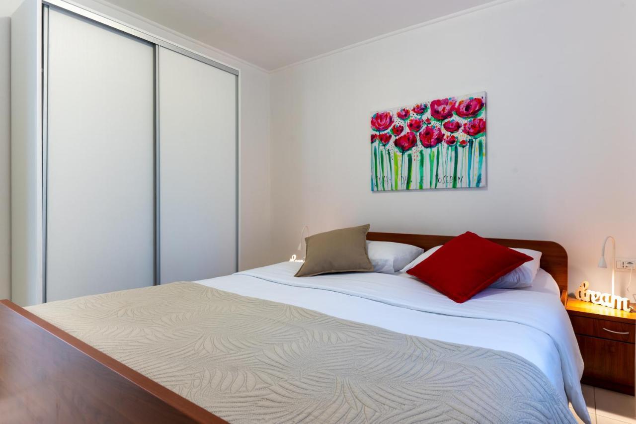 Apartments Dolac Nerezine Ngoại thất bức ảnh